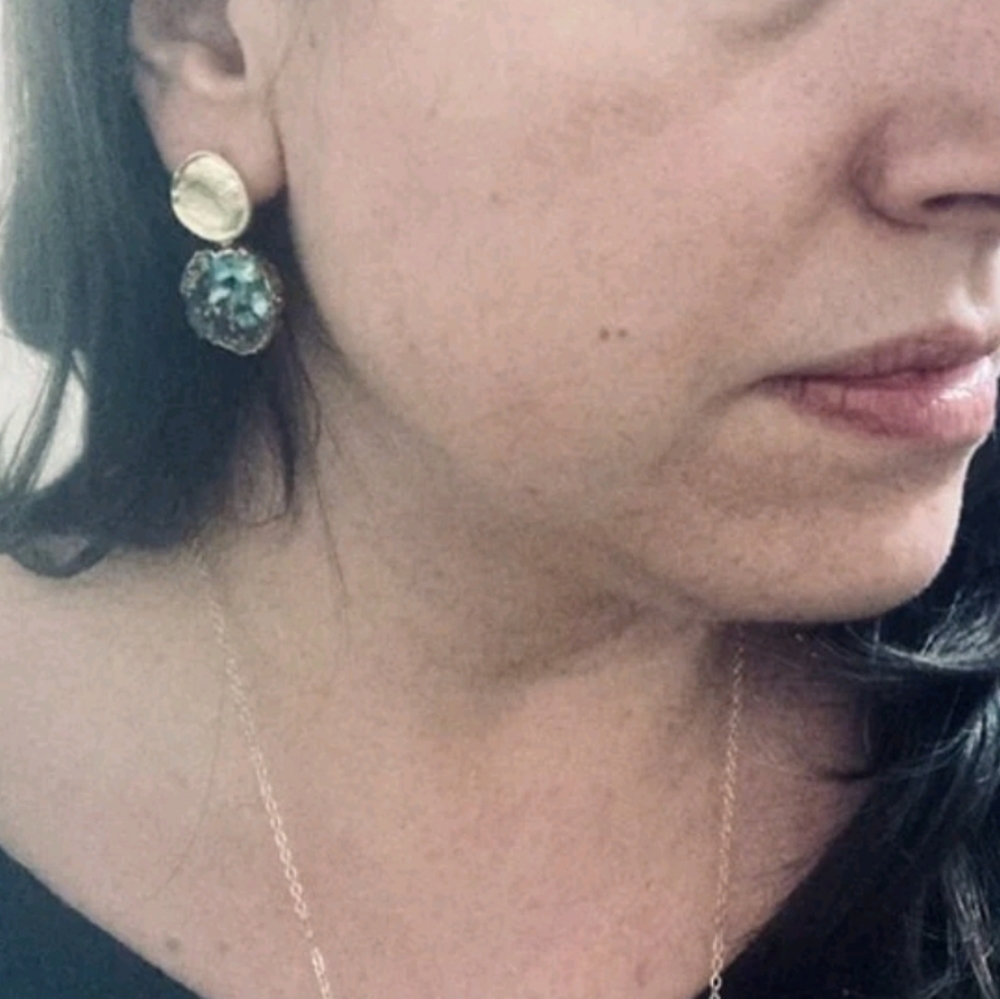 💖 Statement Gold teal green drop geometric women's earrings evening elegant - Picture 3 of 8